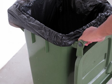 Recycling services being carried out for a business in Millhill